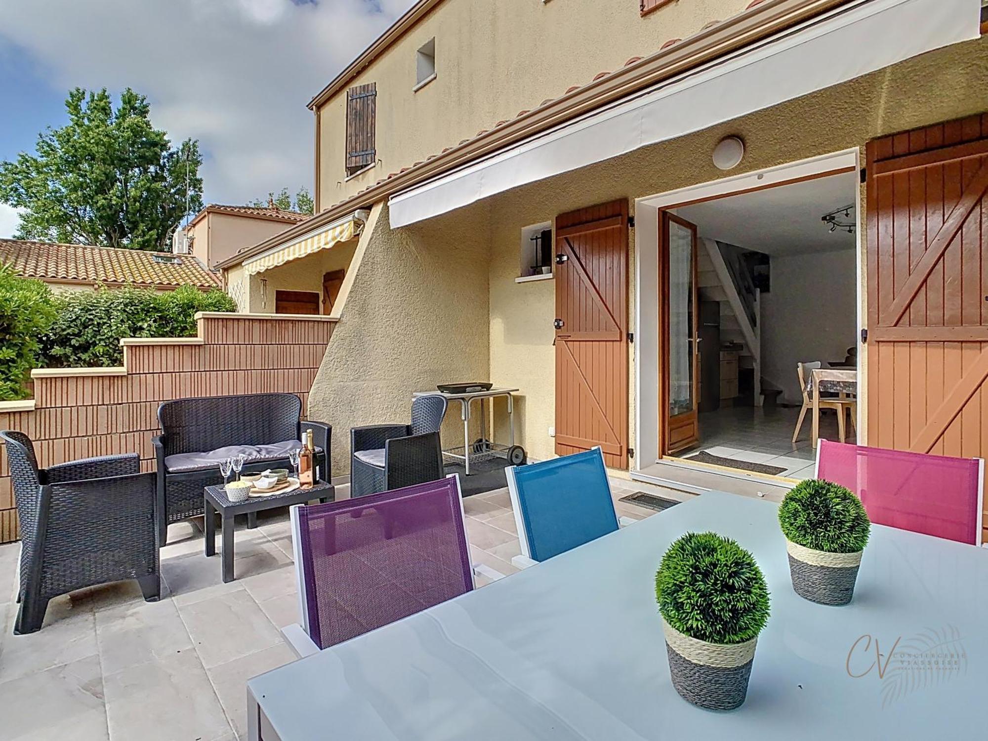 Petit Coin De Paradis Dans Residence Avec Piscine Vias Dış mekan fotoğraf